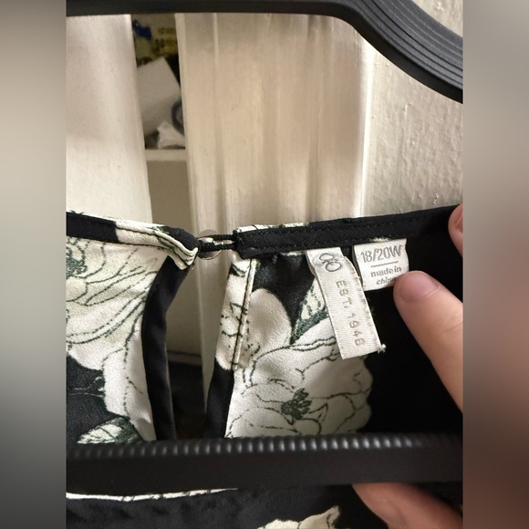 Floral and Animal Print Women's Top - Picture 4 of 4